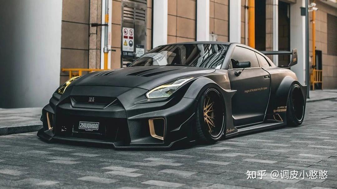 gt - r 是一款性价比非常高的跑车,同时也是一款很具改装潜力的跑车