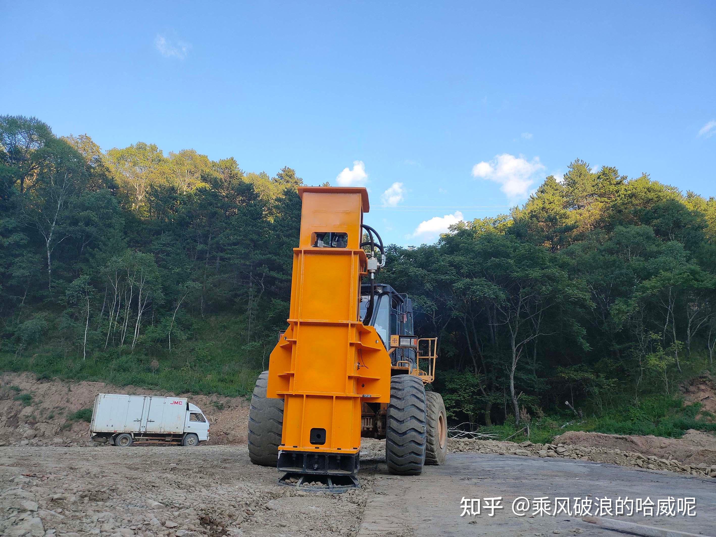 装载机液压夯实机怎么基层压实?装载机液压夯实机的夯击频率 - 知乎