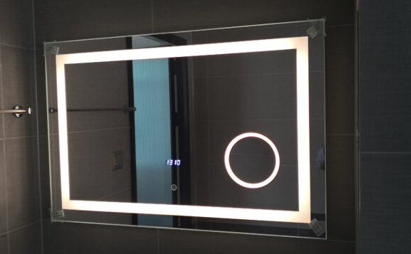 莱姆森浴室镜这款智能镜是目前市面上智能镜中功能较多的一款,五年