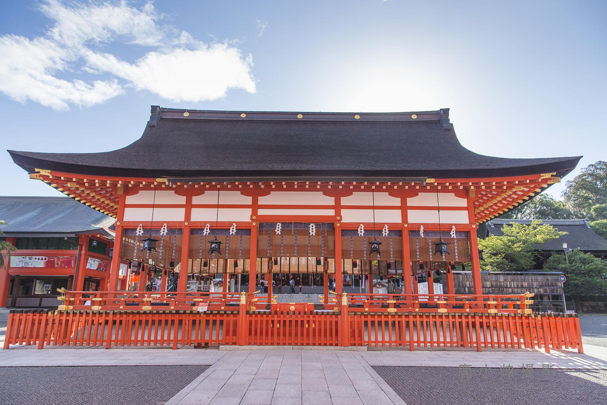 伏见稻荷大社游完全程是什么样几点去人少