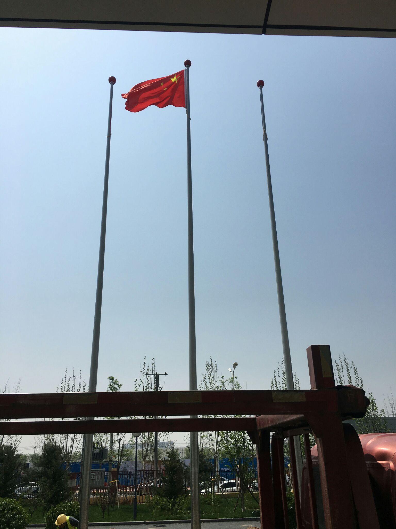 国旗如何绑在旗杆上? - 知乎