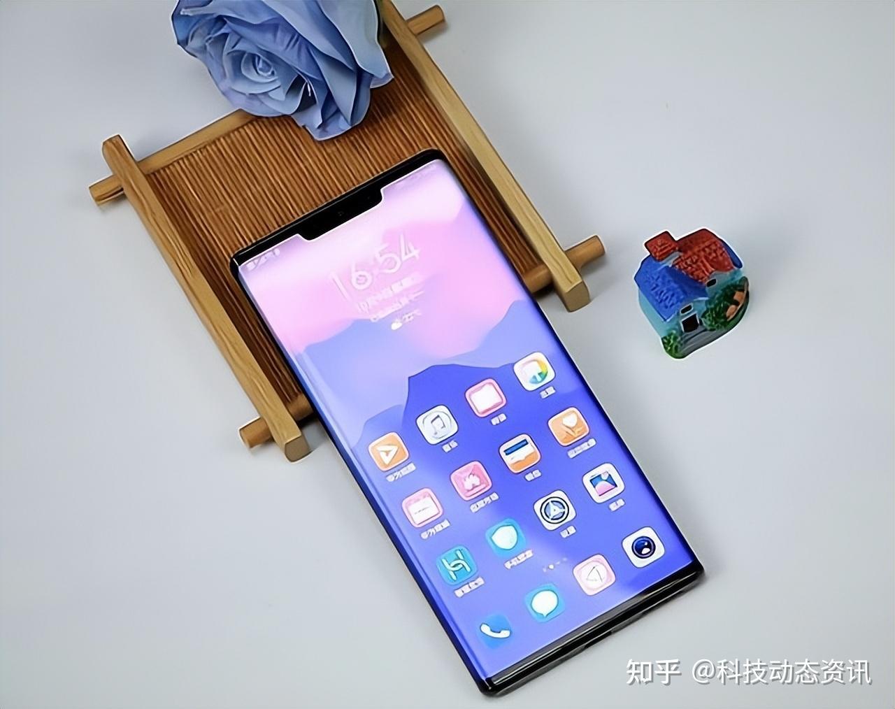 华为老当益壮从5799元跌至1900元售价更亲民了