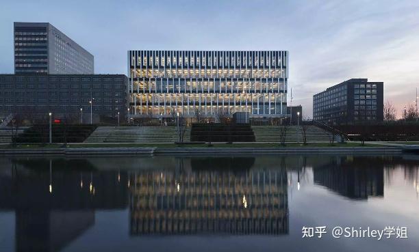 鹿特丹伊拉斯谟大学