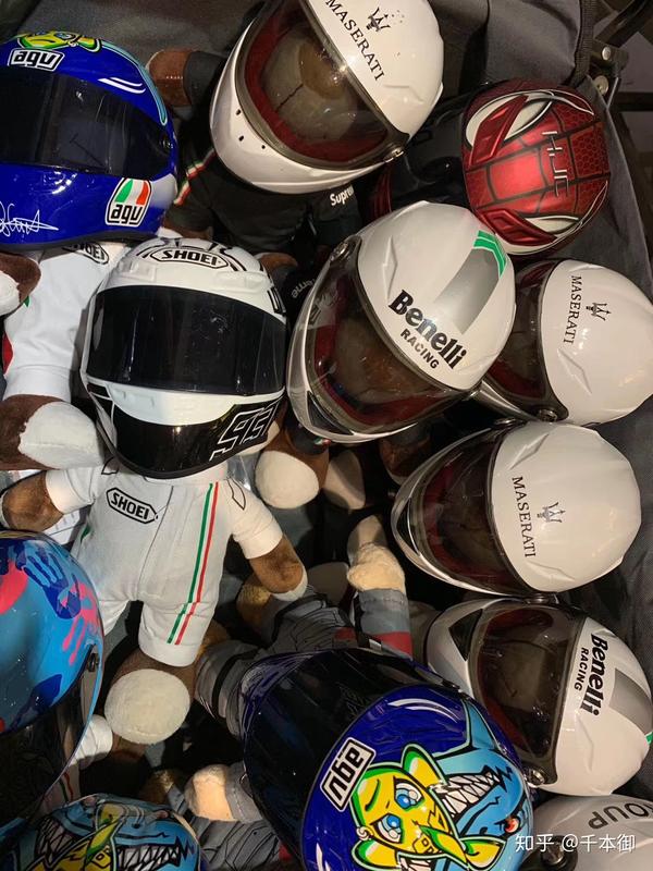 最贴身的机车伴侣 竟让各大厂商争相设计限量版 头盔熊到底魅力何在 知乎
