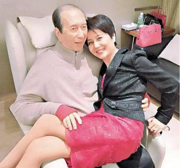 Kết quả hình ảnh cho æ¢å®çª,ä½é¸¿ç