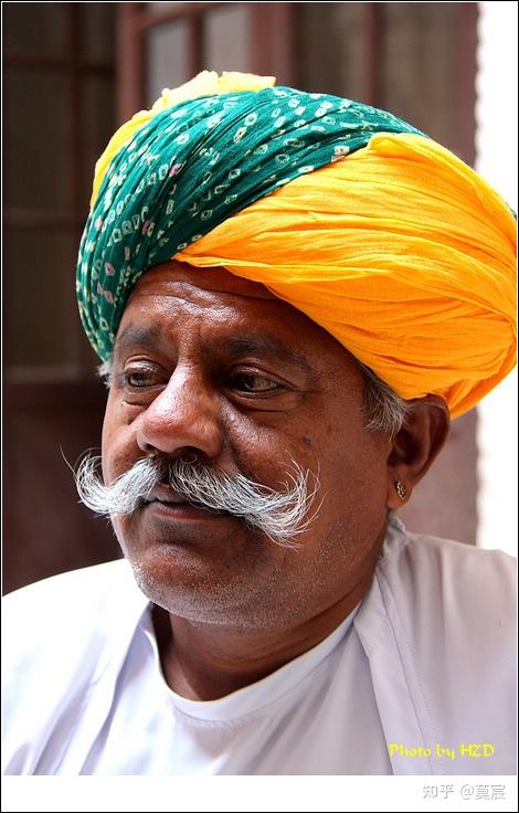 泰国人为什么有的人肤色相貌类似中日韩比如一些泰国明星而播求托尼贾