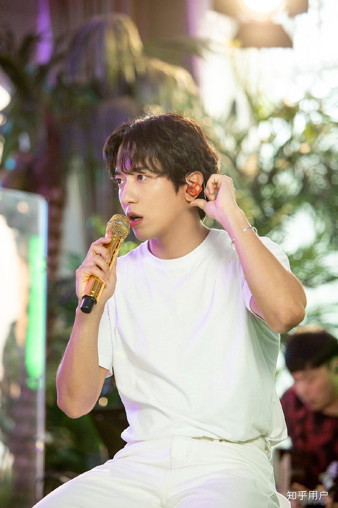 没人扒郑容和姜敏京吗? - 知乎