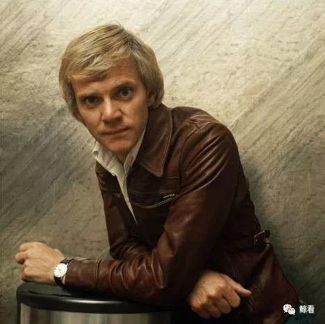 小鲸总结了一下观点,主要有两点:(1)卡里古拉的残暴是由提比略造成的