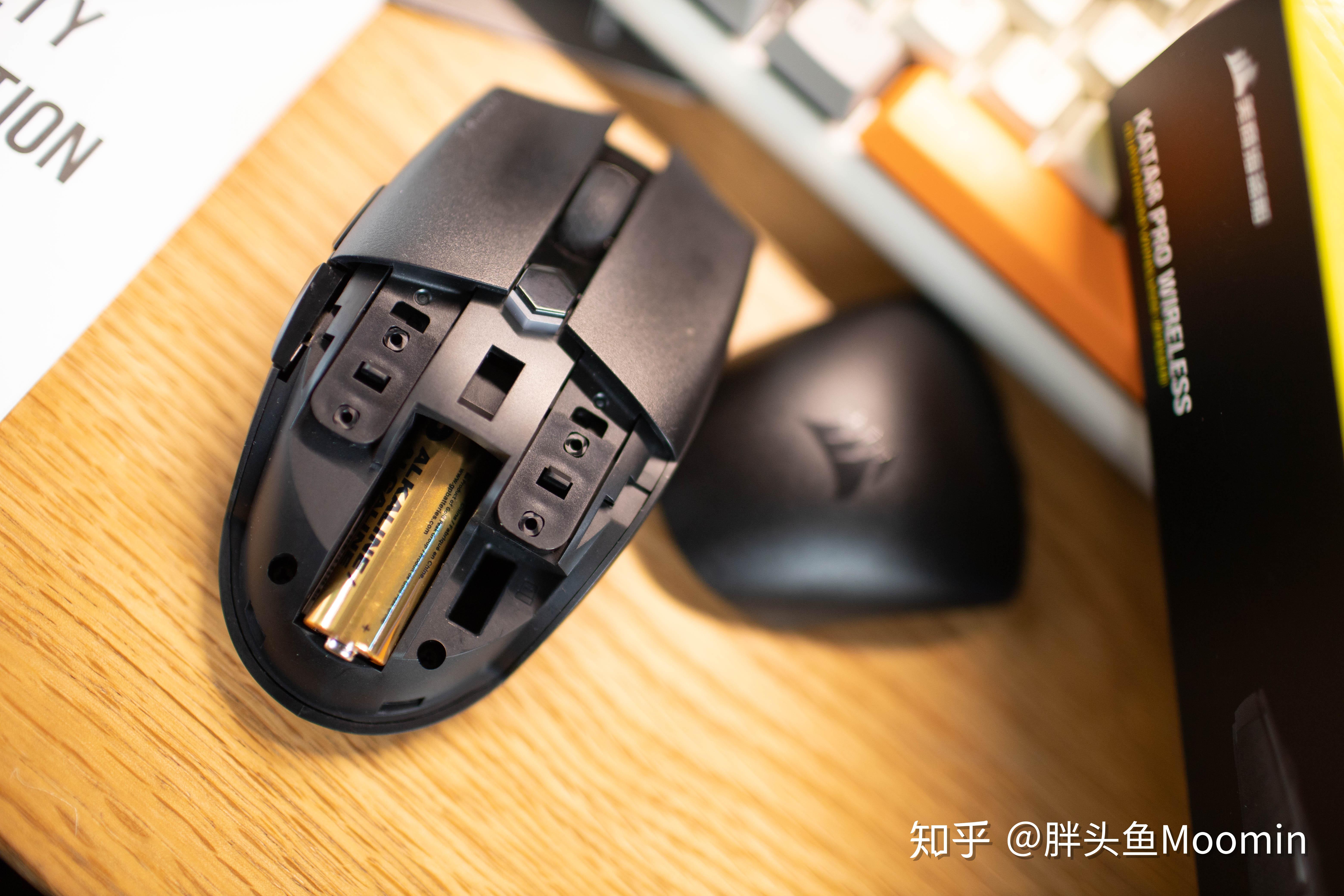 各方面都很均衡的无线双模游戏鼠标海盗船katarprowireless