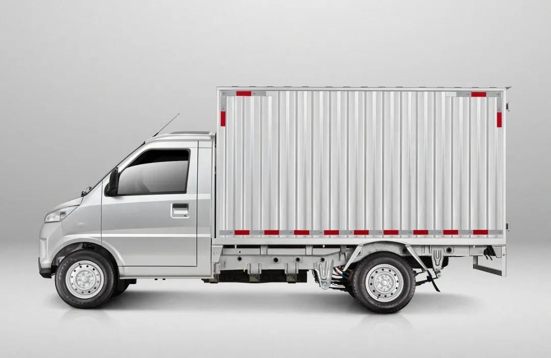 东莞五菱电卡25t291米单排纯电动厢式运输车4186kwh