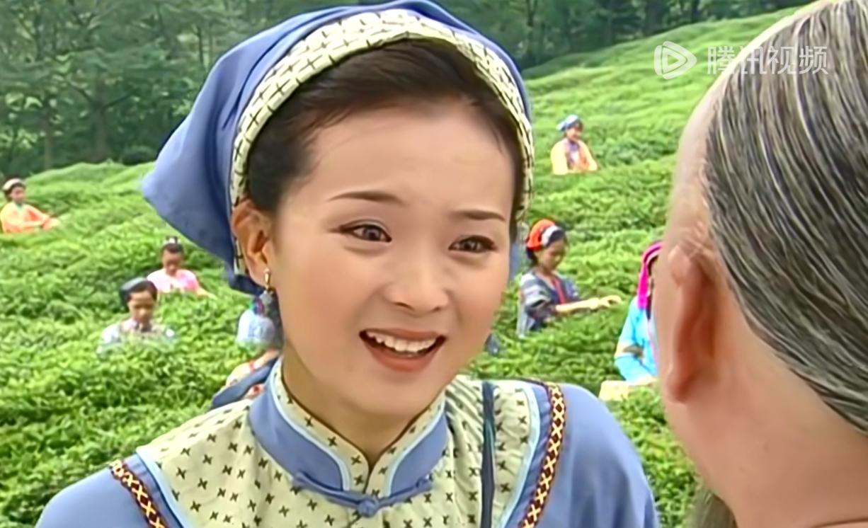 还珠格格第二部人间清醒的晴儿在第三部怎么成了恋爱脑