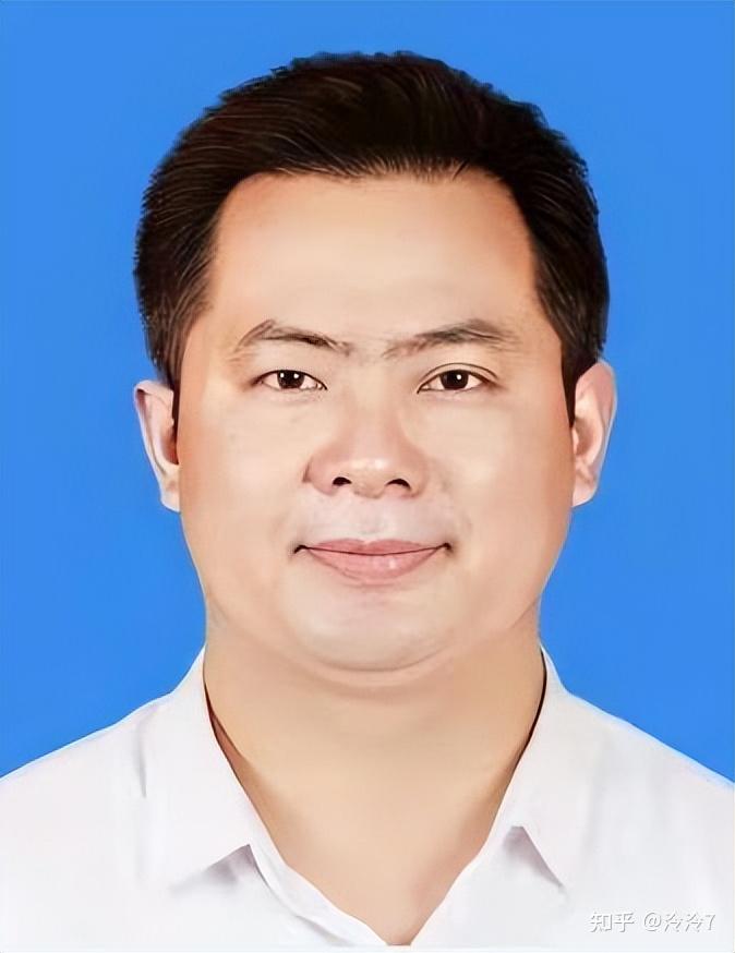 广西梧州市卫生健康委员会现任领导简介