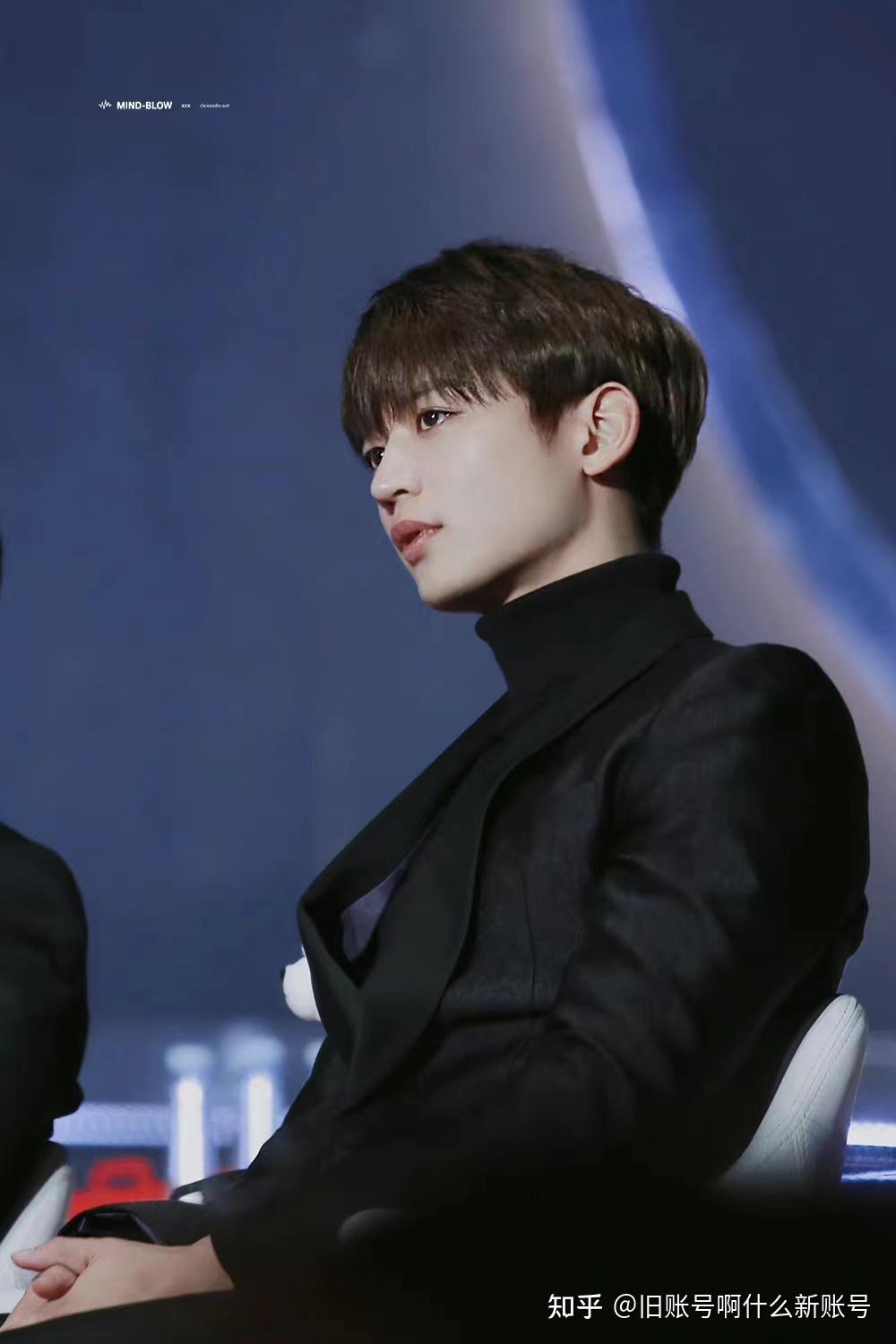 shinee 崔珉豪出席哪个活动的造型最令人惊艳? - 知乎