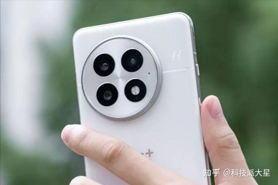 若想六年不换手机，这4款可以一步到位，几乎“零差评” - 知乎
