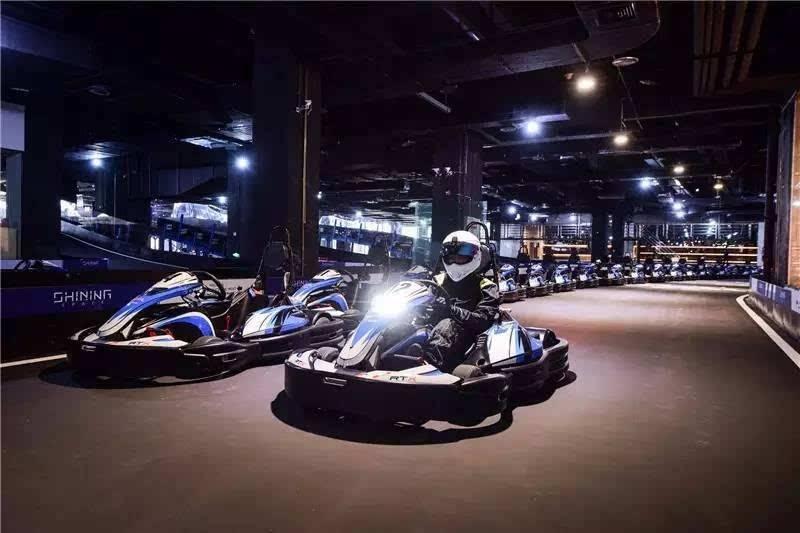 把铜锣湾搬到西安,这家超大室内实景卡丁车场,让你成为聚会上最cool的