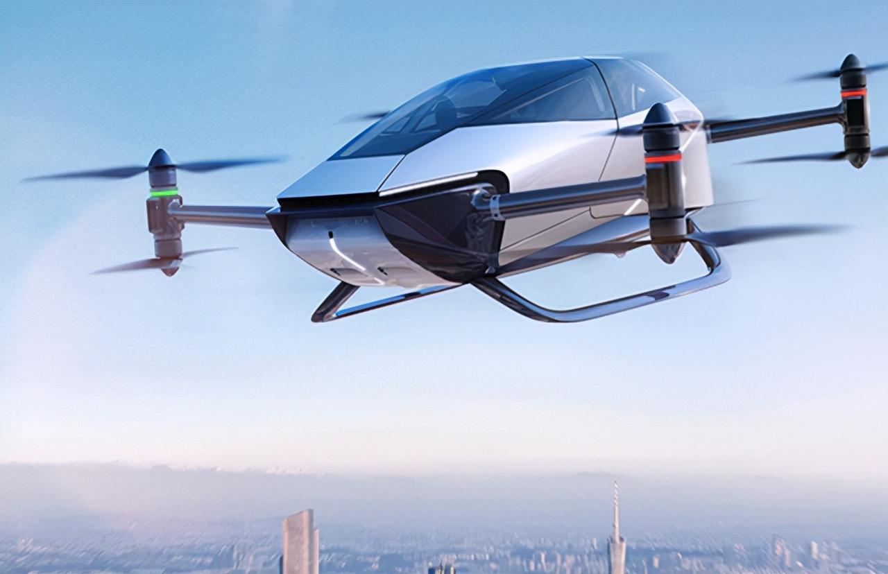 小到随身携带大到可以载人飞天你跟上无人机的发展脚步了吗