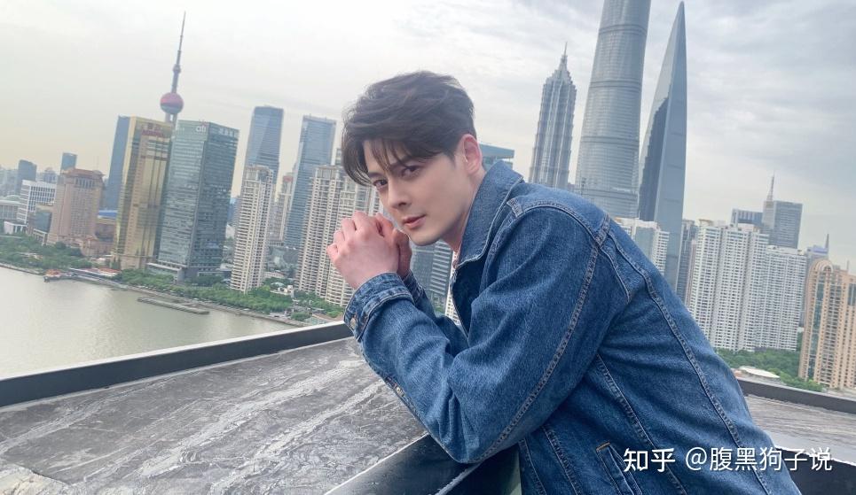 44岁郭品超官宣恋情,对象比他小19岁,还是黄子韬公司的人