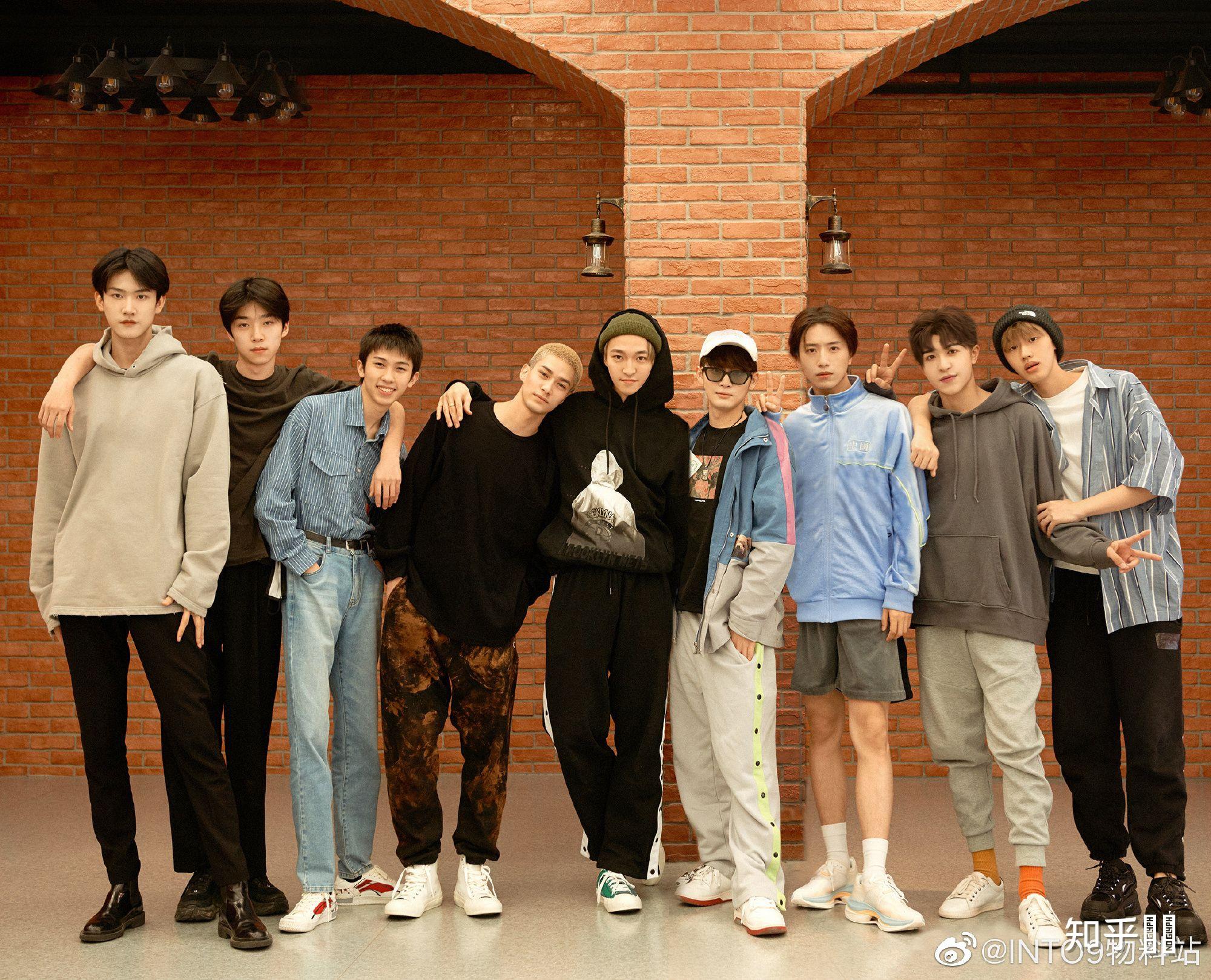 为什么我会觉得into1赞多的颜有点油腻