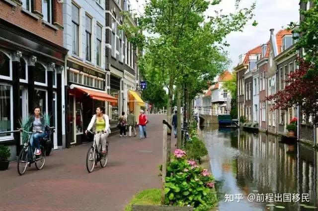 荷兰最具风情特色的小镇,让人忍不住停止脚步静静的观享