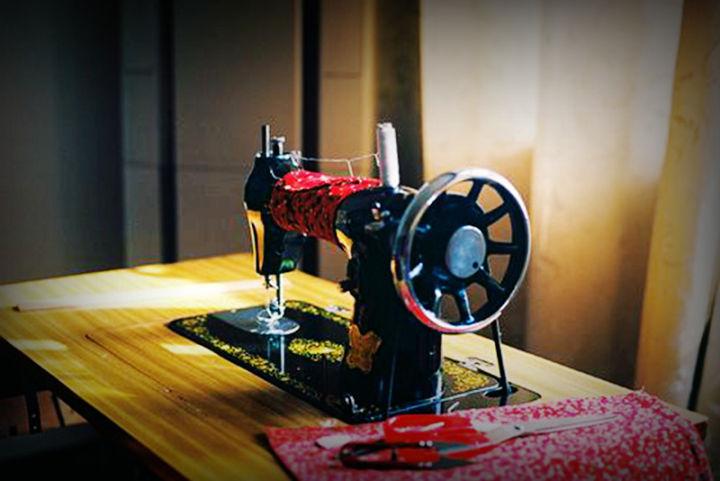 缝纫机怎么使用视频 v2-9edb5ac92e98482d00cb59369d4f5fd9_1200x500.jpg