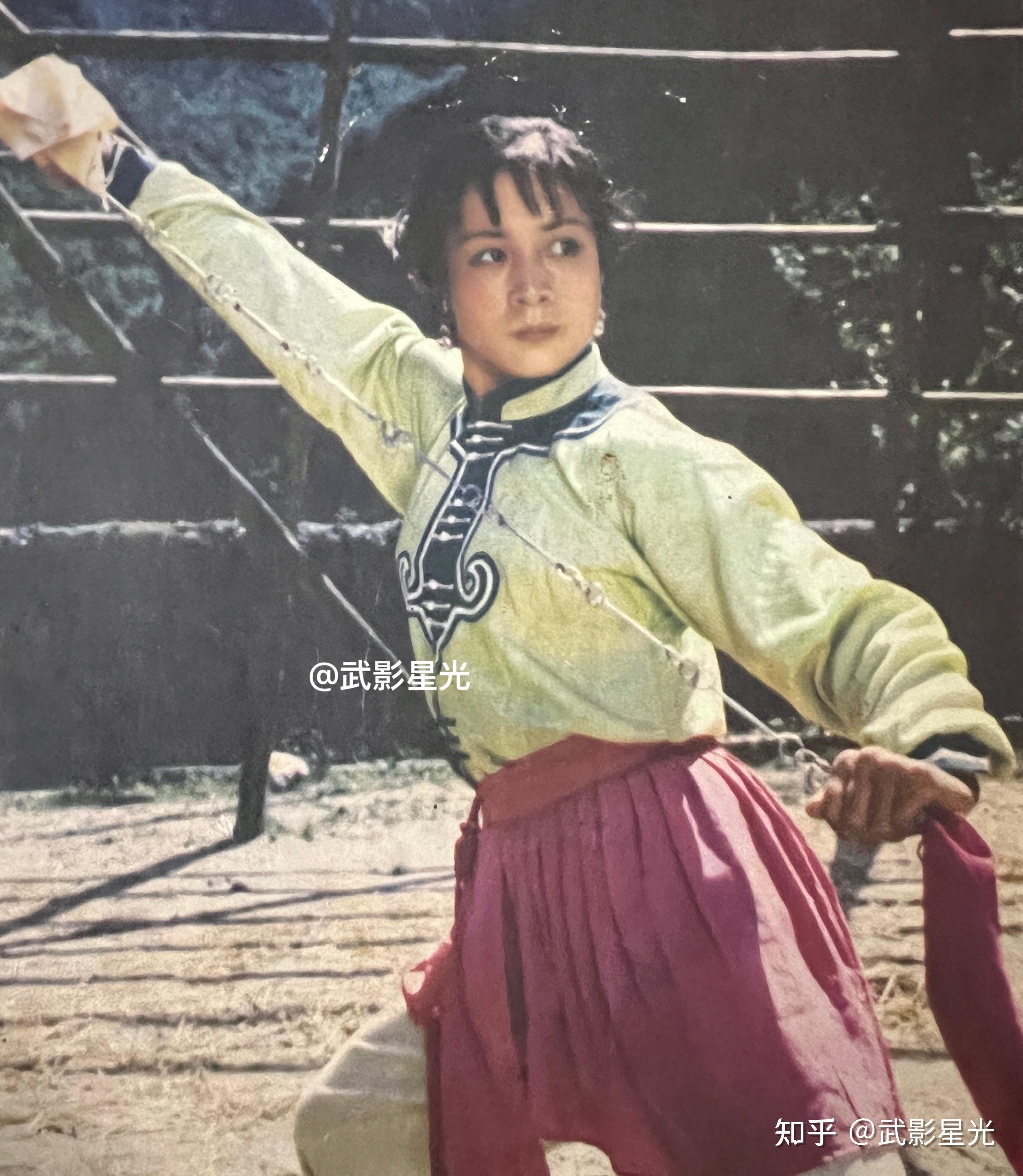 蛇拳惊艳的“小媳妇”张小燕与电影《自古英雄出少年》 - 知乎