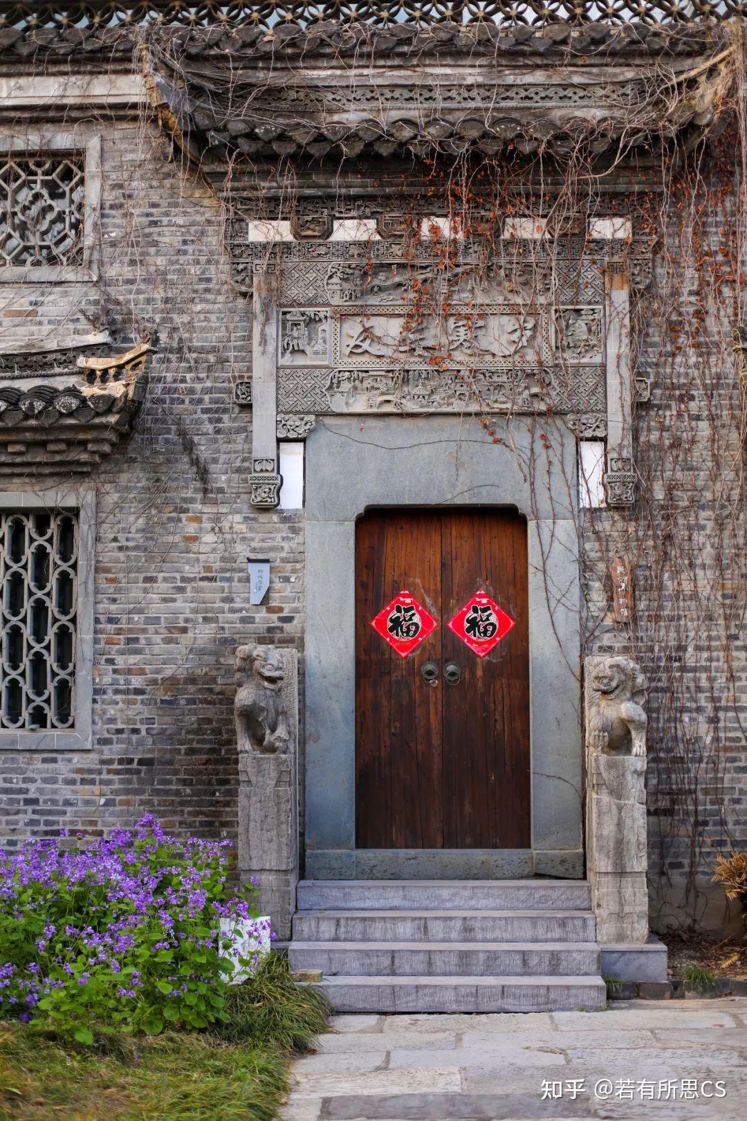 这是从徽州抢救的拆毁的厅堂建筑,是乾隆年间扬州八大盐商商总江春