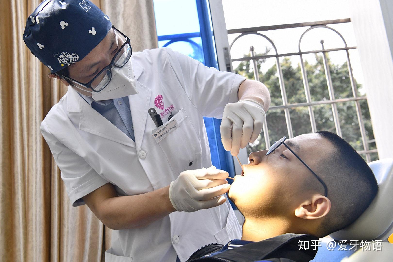 被骨性地包天困扰多年之后他想通过正畸来改变形象结果