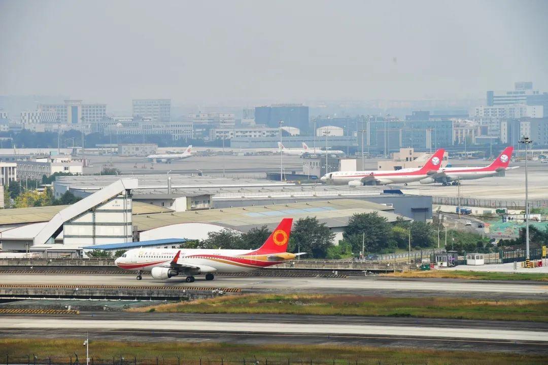 寺机场修建的同时,双流人民参与了另外3个机场的建设——太平寺机场