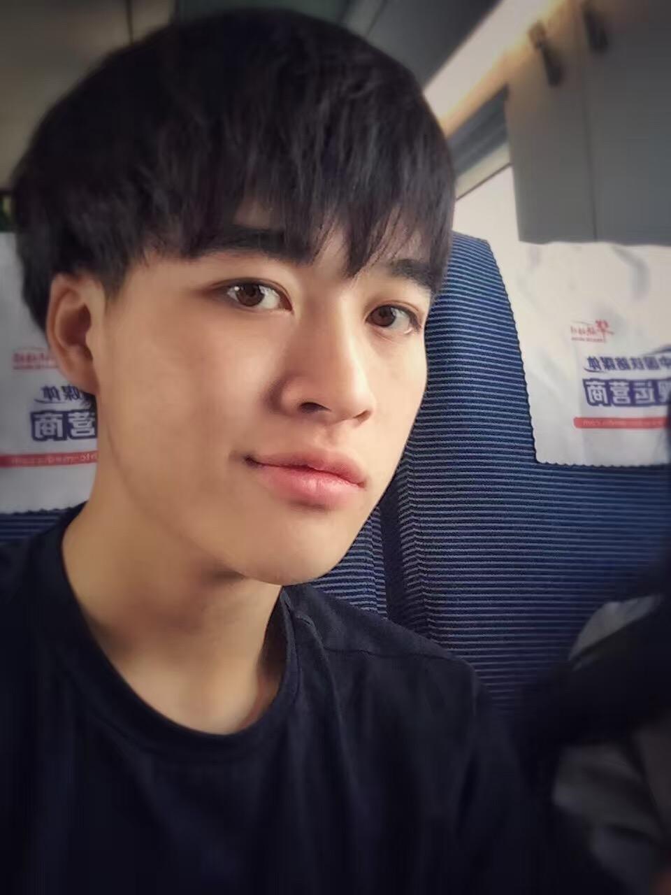 男人怎么变帅的方法 v2-9f4de99ef4a6dc3c10360dc898226638_r.jpg