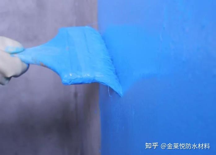 防水涂料施工方法技艺：涂刷法、滚涂法和喷涂法 - 知乎
