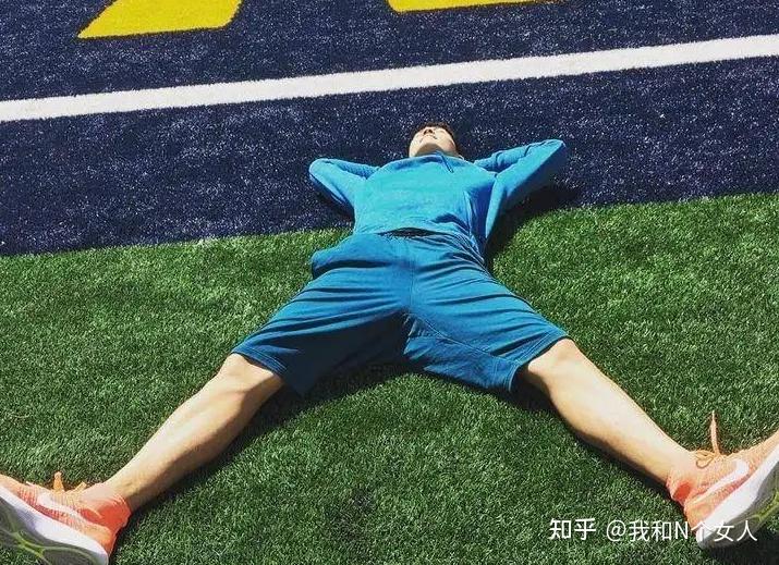 篮球体育生的活力