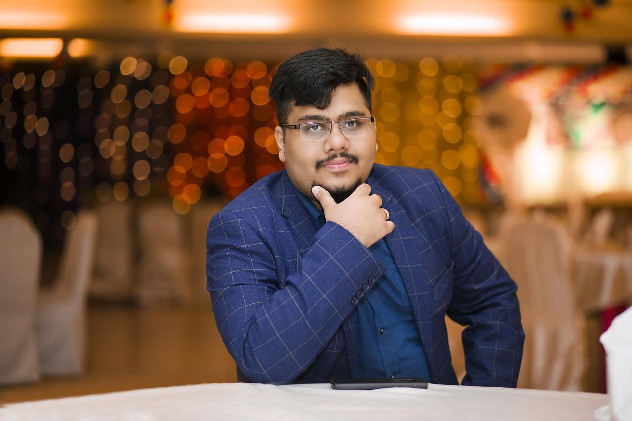 4. 风衣挂架选择