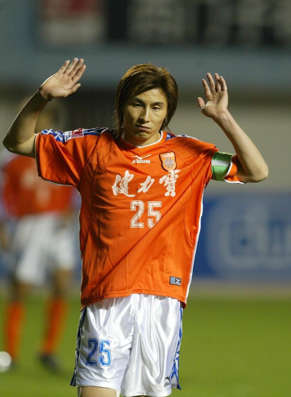 【足坛掌故】李玮锋——国足"李天王",绿茵"莽撞人" - 知乎