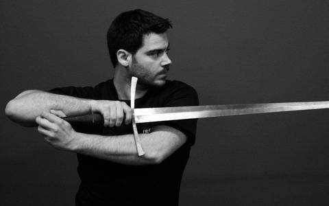 欧洲的拔剑术,我见过的还有中国拔剑术和哥萨克拔刀术.