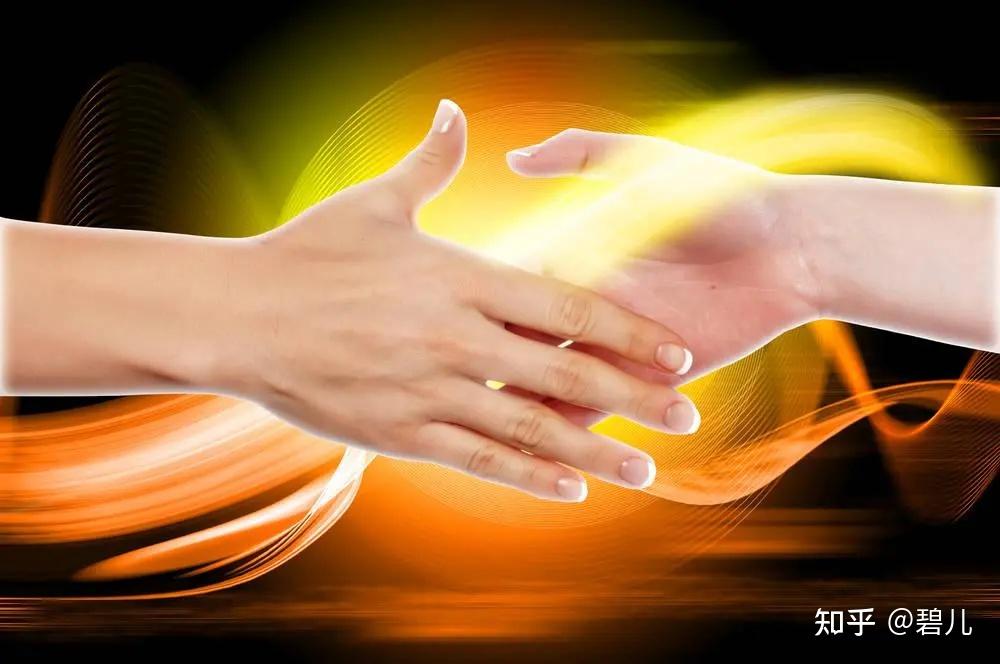 老话常说同行相轻,因为彼此之间存在着竞争关系,同行之间最容易互相