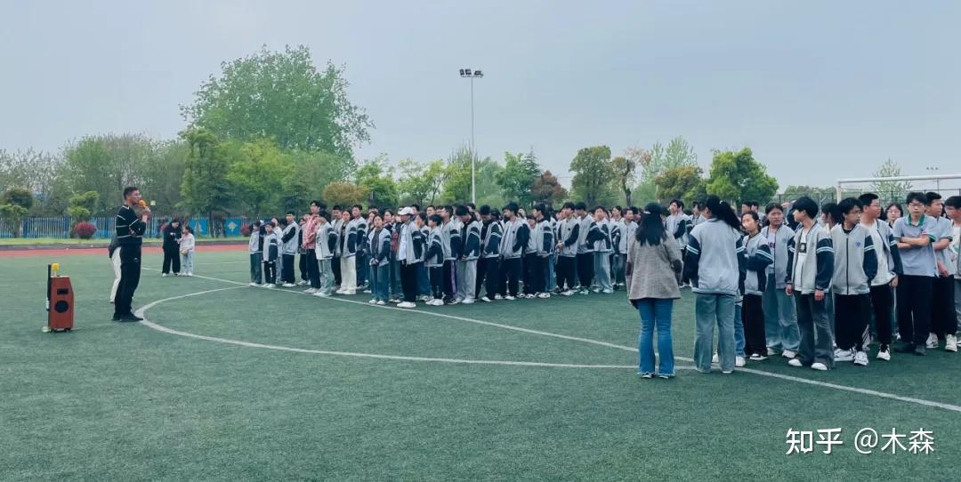 安徽新锐集团滁州海亮学校——班主任忽然变身"搬"主任