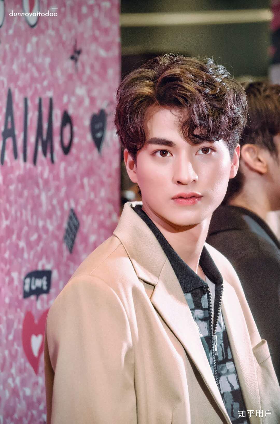 哪些男星的唇形很精致? - 知乎