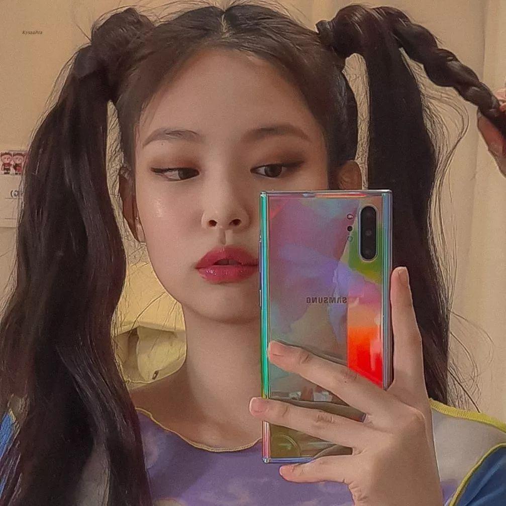 有没有blackpink里jennie露齿大笑眯眼睛的头像啊啊啊太可爱了