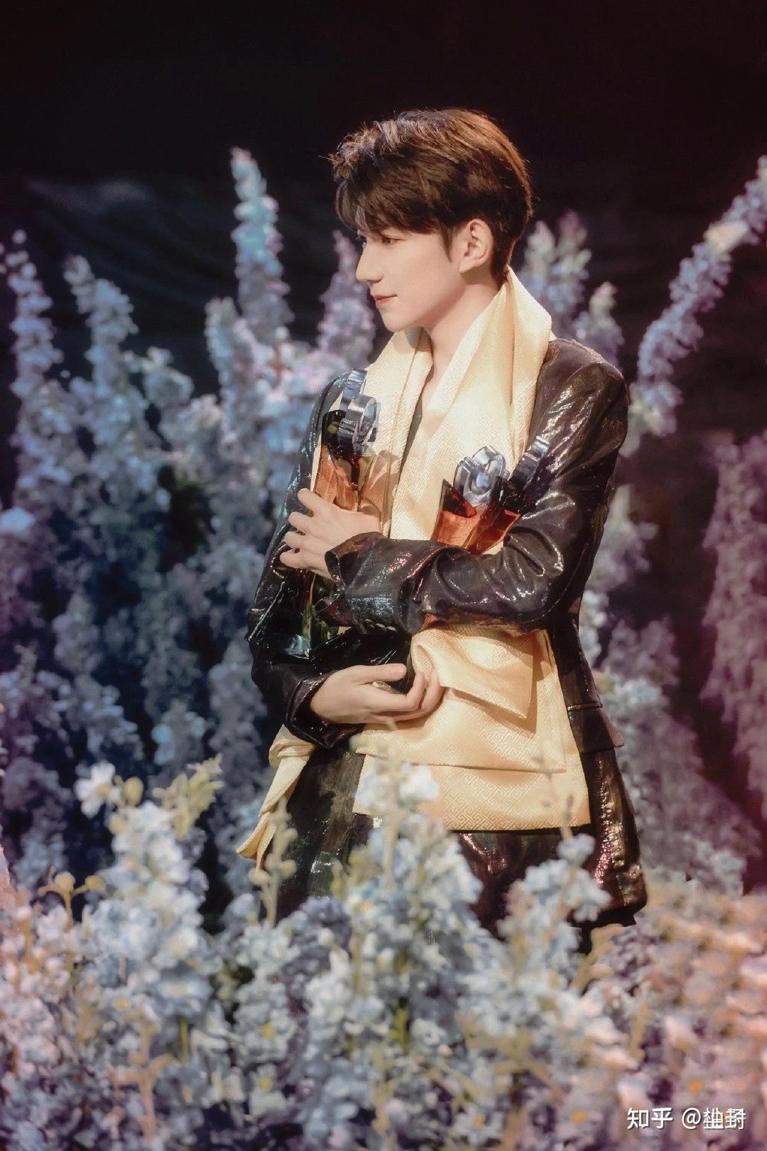 能不能用王源的神图砸死我