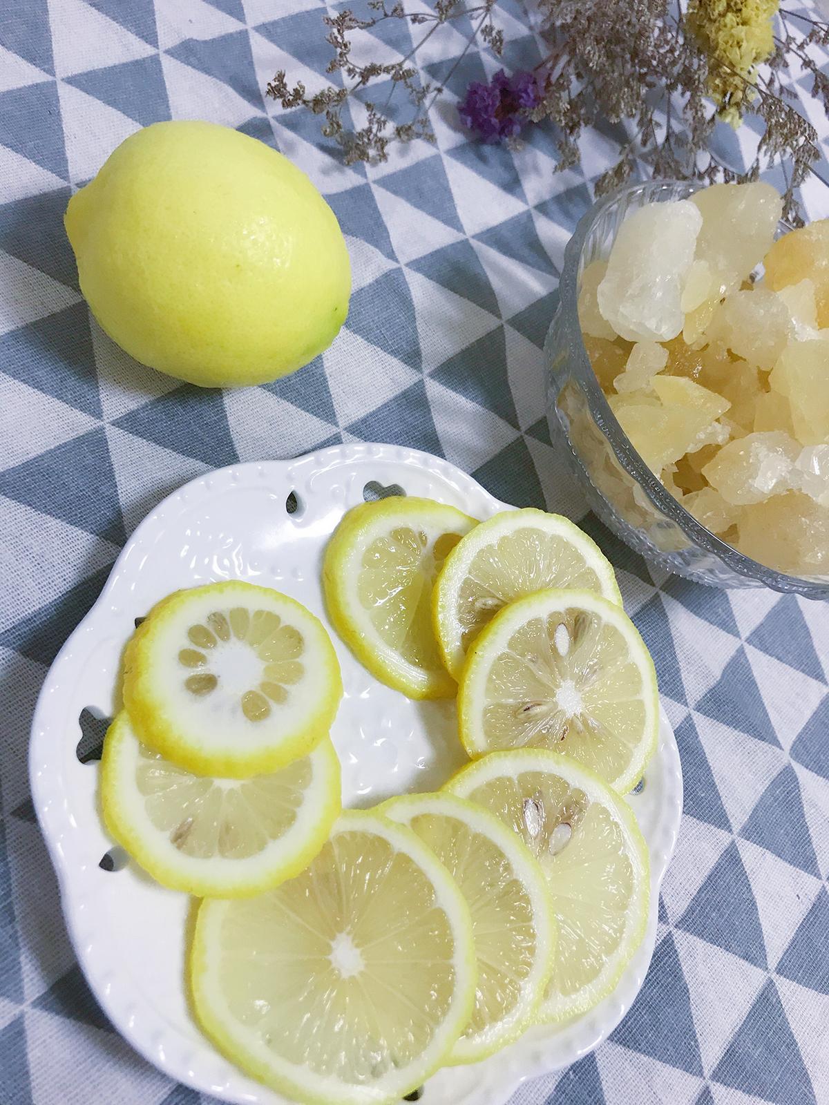 柠檬炖冰糖怎么做_柠檬炖冰糖的做法_豆果美食