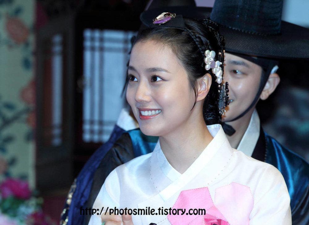 没整过容的韩国女明星有哪些?