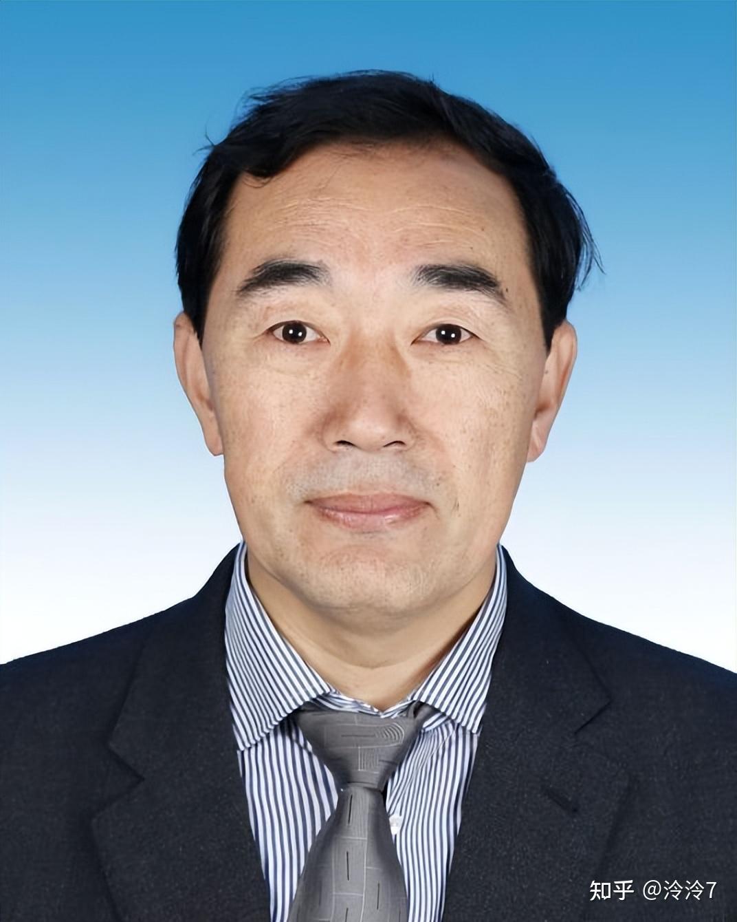 齐鲁工业大学及现任校领导简介——吴衍涛任党委书记