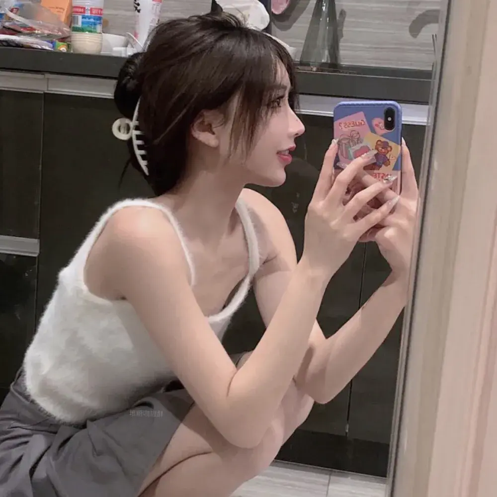 有哪些看上去干净温柔的女生头像? - 知乎