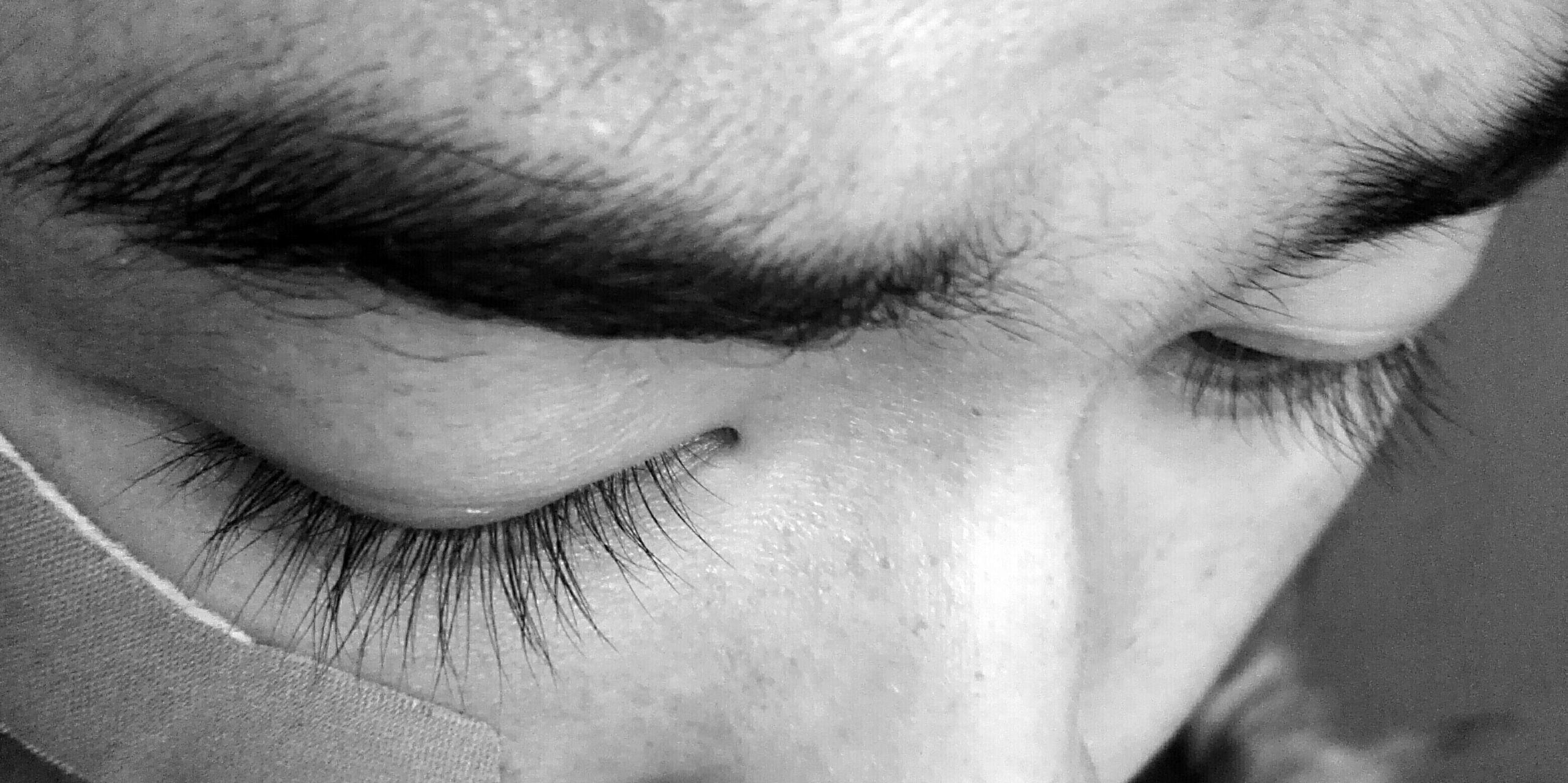 男生睫毛长是什么样的体验