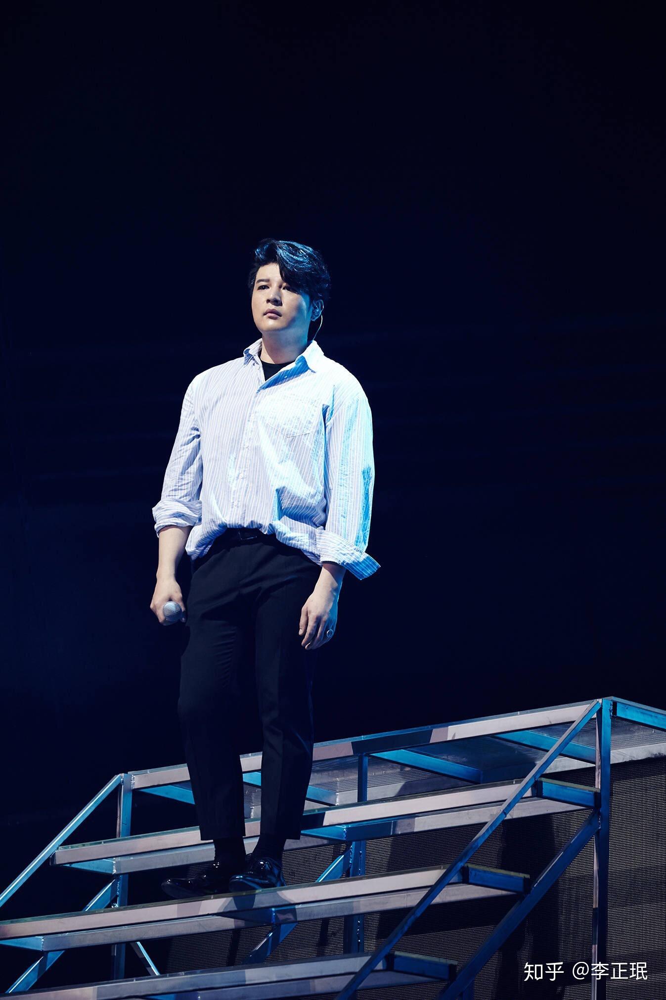 神童没有一般意义上的偶像形象但为什么当初sm让神童进了sj而且sm出了