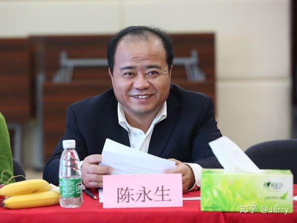 蒋大兴老师,就喜欢与学生互怼,其实是在对我们降维打击.