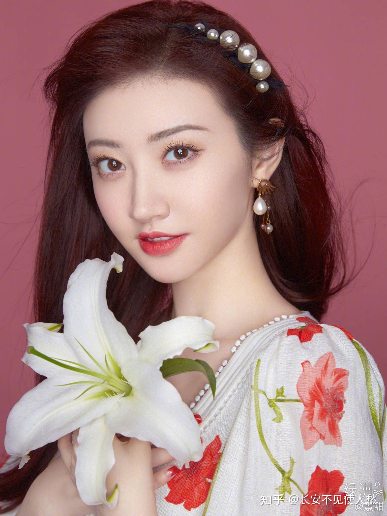 有没有哪些惊艳到你的女明星的照片