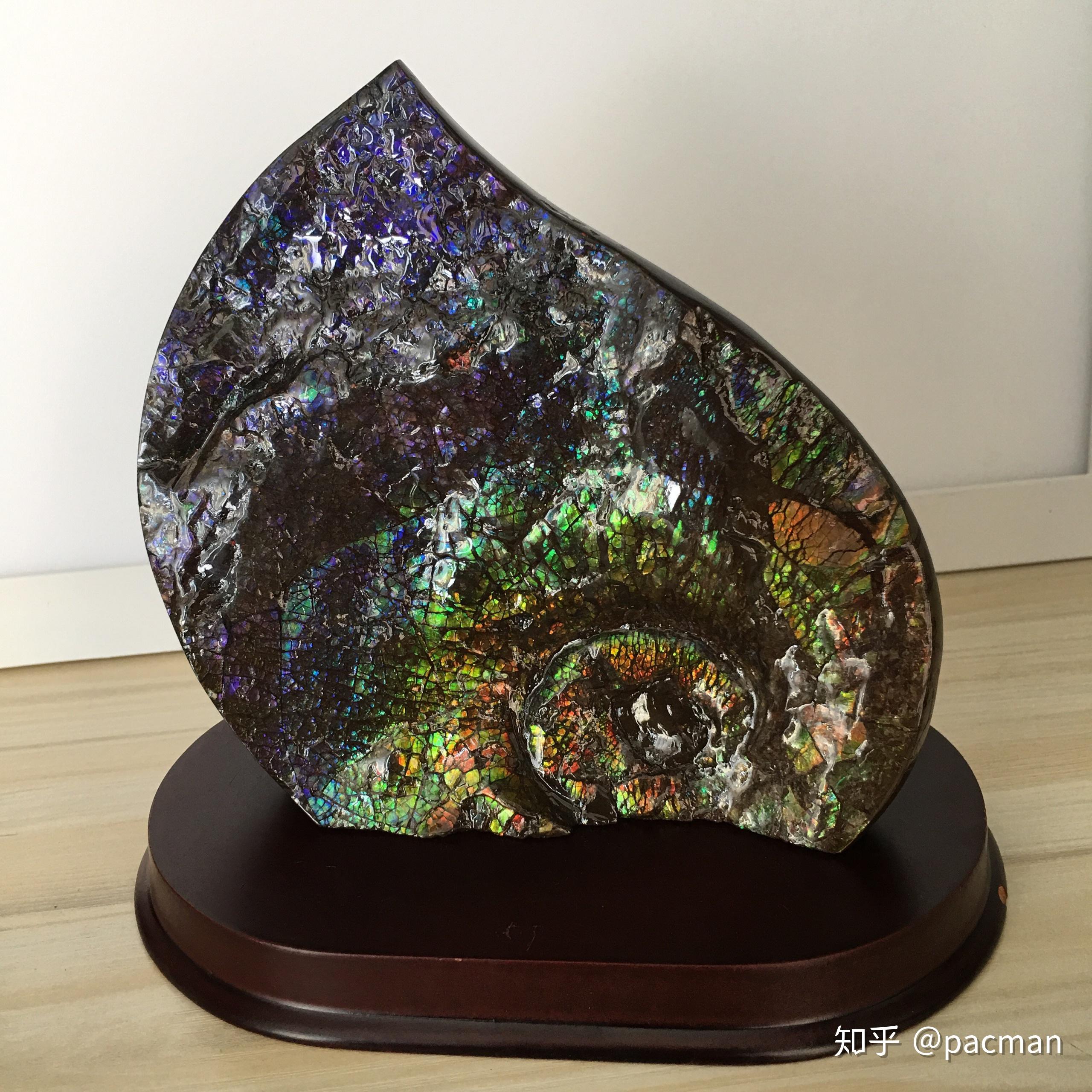 加拿大斑彩石原石摆件