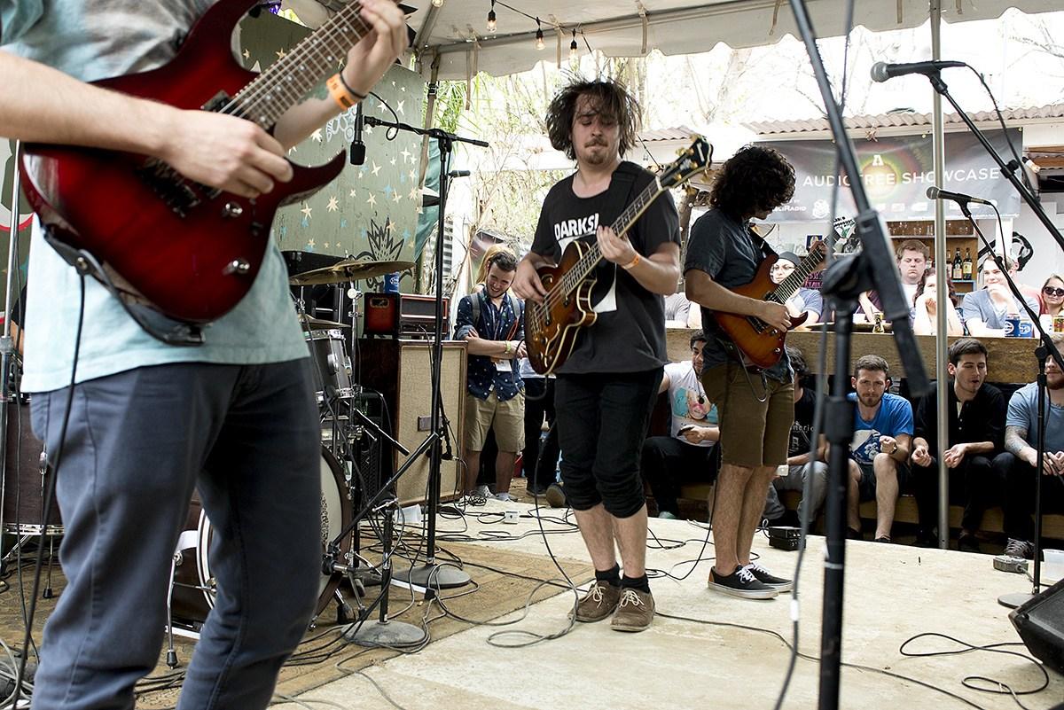 如何评价乐队chon