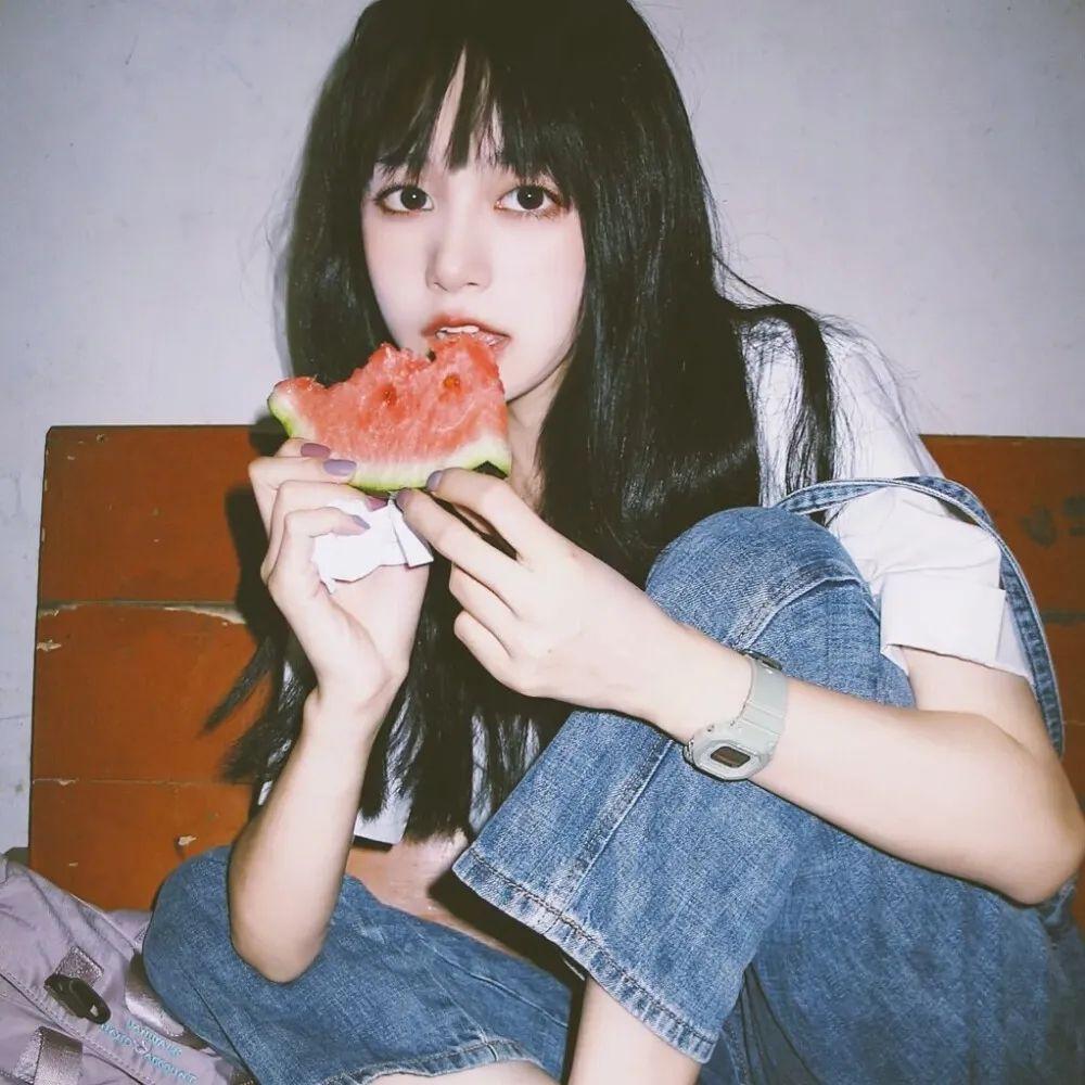 有没有比较好看的微信头像推荐女生性格内向文静